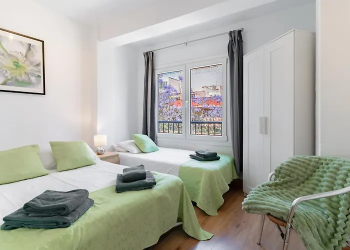 Urbanza Center And Фуэнхирола